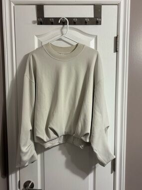 EUC Lululemon Softstreme Voluminous-Sleeve Pullover